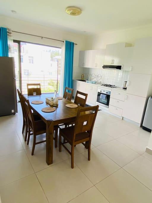 Beach Apartment Flic-en-Flacq Esterno foto